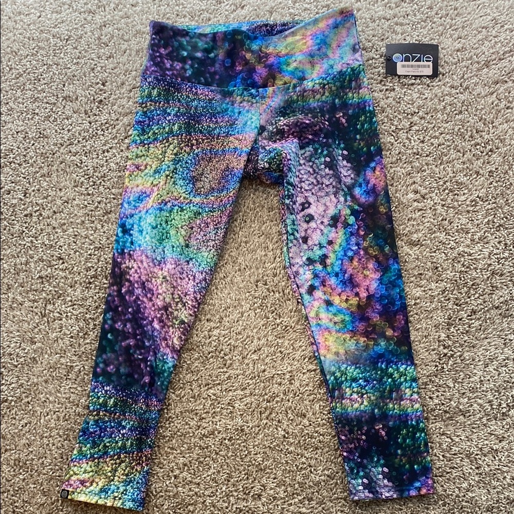 Onzie yoga Capri pant. Brand we with tags. New worn. Size XS. Limited edition